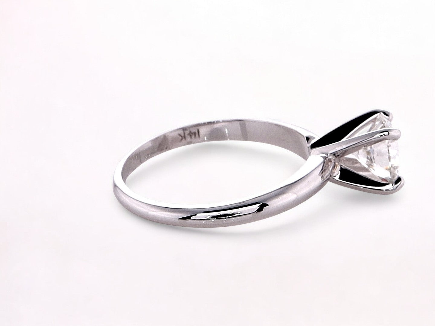 1 Carat Round Brilliant Lab Grown Diamond Solitaire Ring in 14K Gold