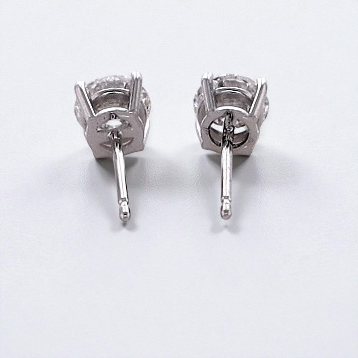 1 Carat Round Brilliant Lab Grown Diamond Stud Earrings in 14K Gold