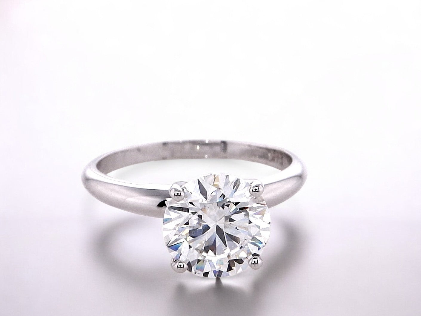 2 Carat Round Brilliant Lab Grown Diamond Solitaire Ring in 14K Gold