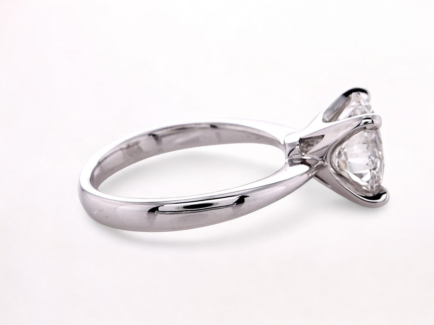 3 Carat Round Brilliant Cut Lab Grown Diamond Solitaire Ring in 14K Gold