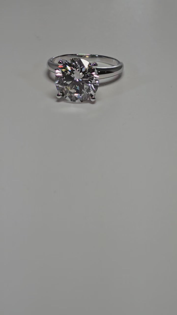 5.01 Carat Round Brilliant Lab Grown Diamond Engagement Solitaire Ring in 14K Gold
