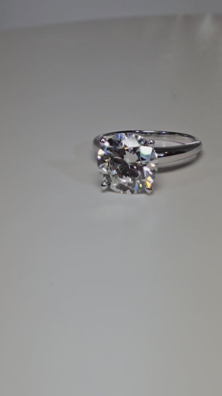 4.01 Carat Round Brilliant Lab Grown Diamond Engagement Solitaire Ring in 14K Gold